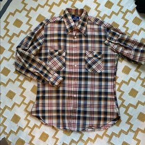Levi’s vintage plaid button down long sleeve